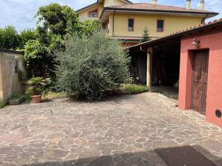 Villa bifamiliare in vendita a boffalora d'adda via umberto i, 21