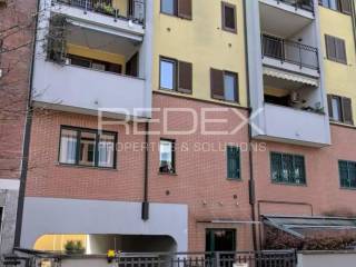 Garage in affitto a milano via pietro colletta, 12