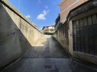 Garage in vendita a rivalta di torino piazza fratelli cervi