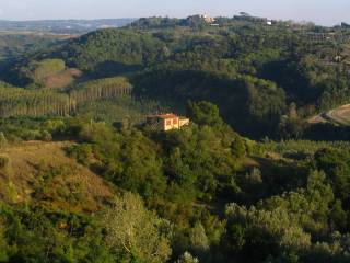 Colonica in vendita a palaia strada comunale di grotta al leccio, 44