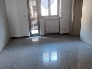 Ufficio in vendita a taranto via principe amedeo, 26