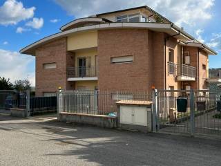 Villa bifamiliare in in vendita da privato a settingiano via sant'antonio, 30