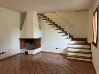 Villa a schiera in vendita a montemurlo via bagnolo di sopra