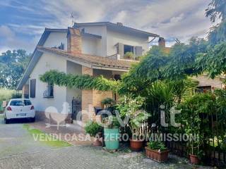 Villa a schiera in vendita a chiusi via tegoleto, 8