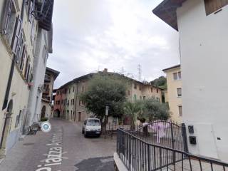 Appartamento in affitto a nago-torbole piazza antonio gazzoletti