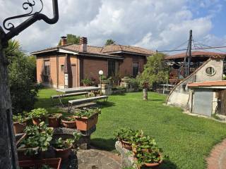 Villa in vendita a ceccano via per frosinone, 360