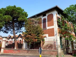 Capannone industriale in vendita a samarate via giuseppe verdi, 54