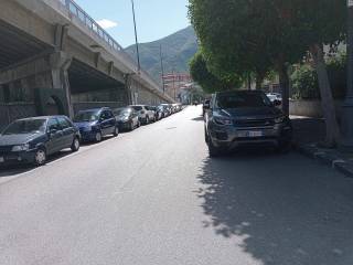 Garage in affitto a nocera inferiore via raffaele vitolo