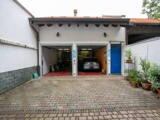 Garage in vendita a sesto san giovanni via monte sabotino, 54