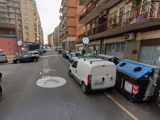 Posto auto in affitto a roma via tancredi cartella