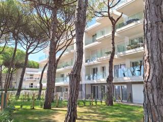 Appartamento in vendita a jesolo viale oriente, 6° accesso al mare 100, 30016