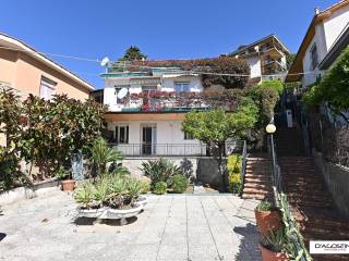 Villa bifamiliare in vendita a bordighera 