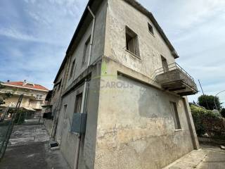 Villa in vendita ad ascoli piceno via della stazione, 14