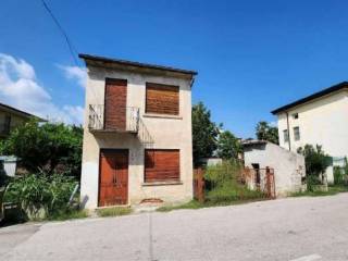 Casa indipendente in vendita a caldogno via cantarana