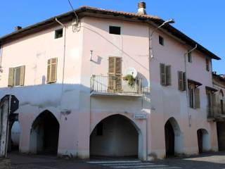 Casa indipendente in vendita a san germano vercellese via antonio peretti, 2