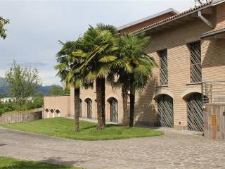 Villa in vendita a bernareggio via cristoforo colombo