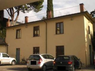 Laboratorio in vendita a firenze via pier luigi da palestrina