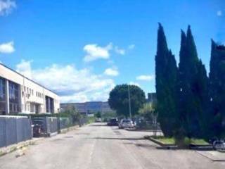 Capannone industriale in vendita a campi bisenzio via einstein