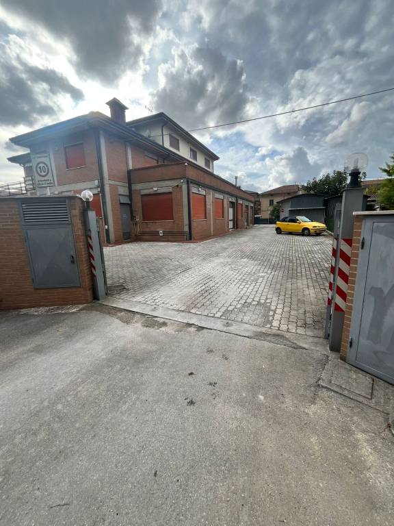 immagine annuncio 13 di 14