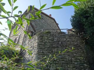 Casa indipendente in vendita a bibbiena località marciano