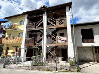 Casa indipendente in vendita a belluno via gioz, 83