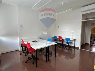 Ufficio in affitto a forlì viale italia, 119