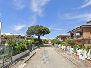 Appartamento in affitto a comacchio via monte bianco