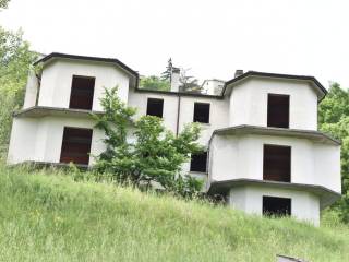 Villa in vendita a picerno via piana, 85055 picerno pz, italia