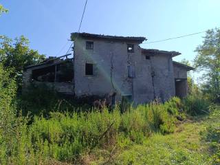 Rustico in vendita a castelvetro di modena via sinistra guerro, 49