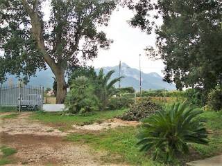 Villa bifamiliare in affitto a san felice circeo via campo la mola