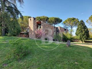 Villa in vendita a colle di val d'elsa località le grazie