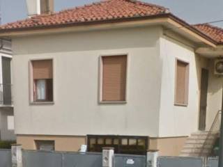 Villa in in vendita da privato a eraclea via roma, 84