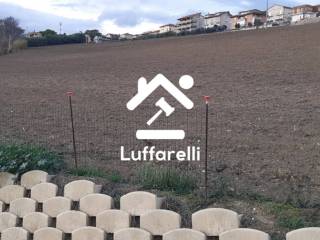 Terreno commerciale in vendita a fermo strada comunale moje