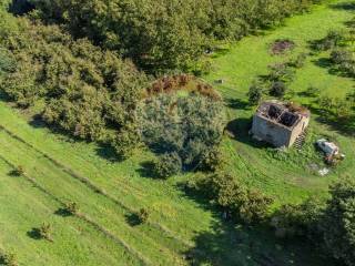 Rustico in vendita a vetralla strada campogiordano, snc