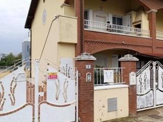 Villa a schiera in vendita a comacchio via redipuglia