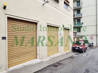 Garage in vendita a genova via giovanni casartelli