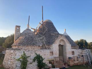 Trullo in vendita a ceglie messapica contrada ulmo