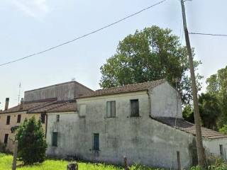 Casa indipendente in vendita a badia polesine via codegheggio