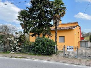 Casa indipendente in vendita a borgo virgilio 