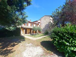 Casale in vendita a nocera umbra strada provinciale di moline