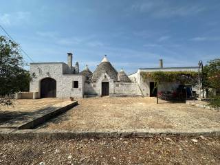 Trullo in vendita a san vito dei normanni viale italia