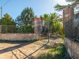 Villa in vendita a caltagirone via giovanni rosiglione, 37