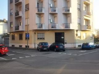 Appartamento in vendita a vercelli via vicenza