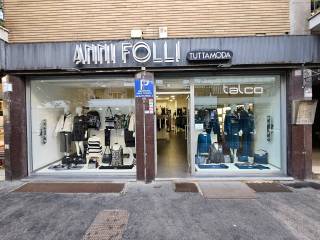 Abbigliamento in vendita a roma via mario menghini, 41