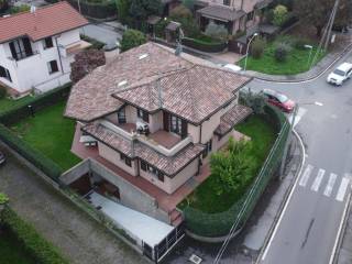 Villa in in vendita da privato a vedano al lambro via monte rosa, 8