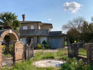 Villa in vendita a correzzola via canove, 1