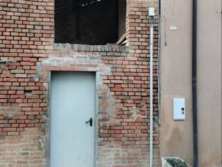 Magazzino in in affitto da privato a torrazza coste via castellaro, 100