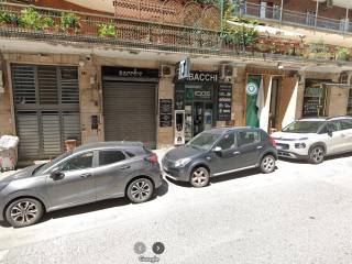 Bar in in vendita da privato a napoli via michelangelo da caravaggio, 56