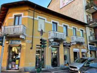 Negozio in affitto a collegno corso francia, 23