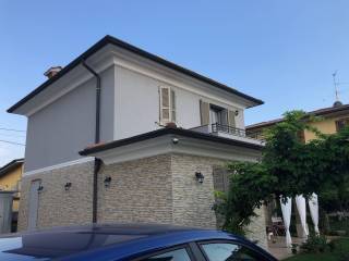 Villa in in vendita da privato a trenzano via dottor l. castigliego, 68